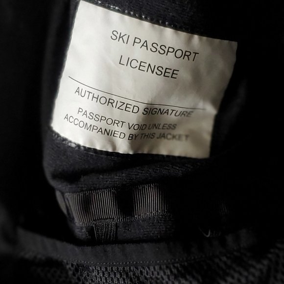 Japanese brand - Descente Ski/Snowboard Men's Jacket Large - Picture 10 of 10